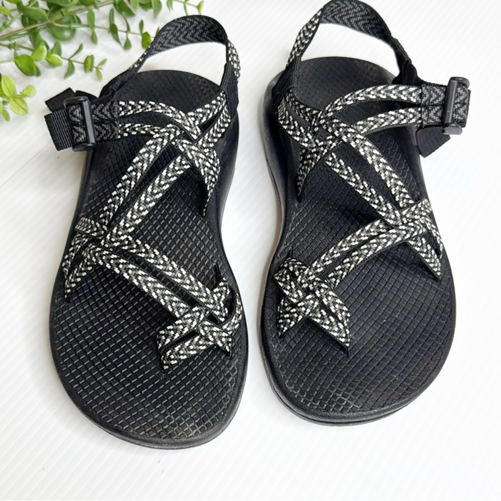Women's Chaco Black and White  Double Strap Sandals (7)